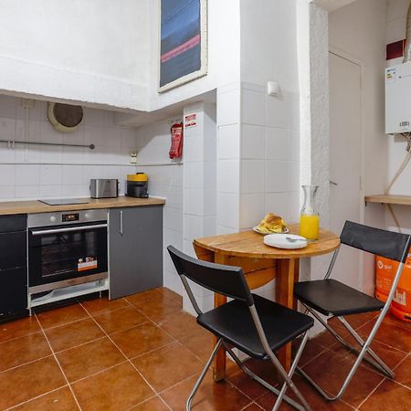 Lovely Apt In Bairro Alto Lisboa Exteriör bild