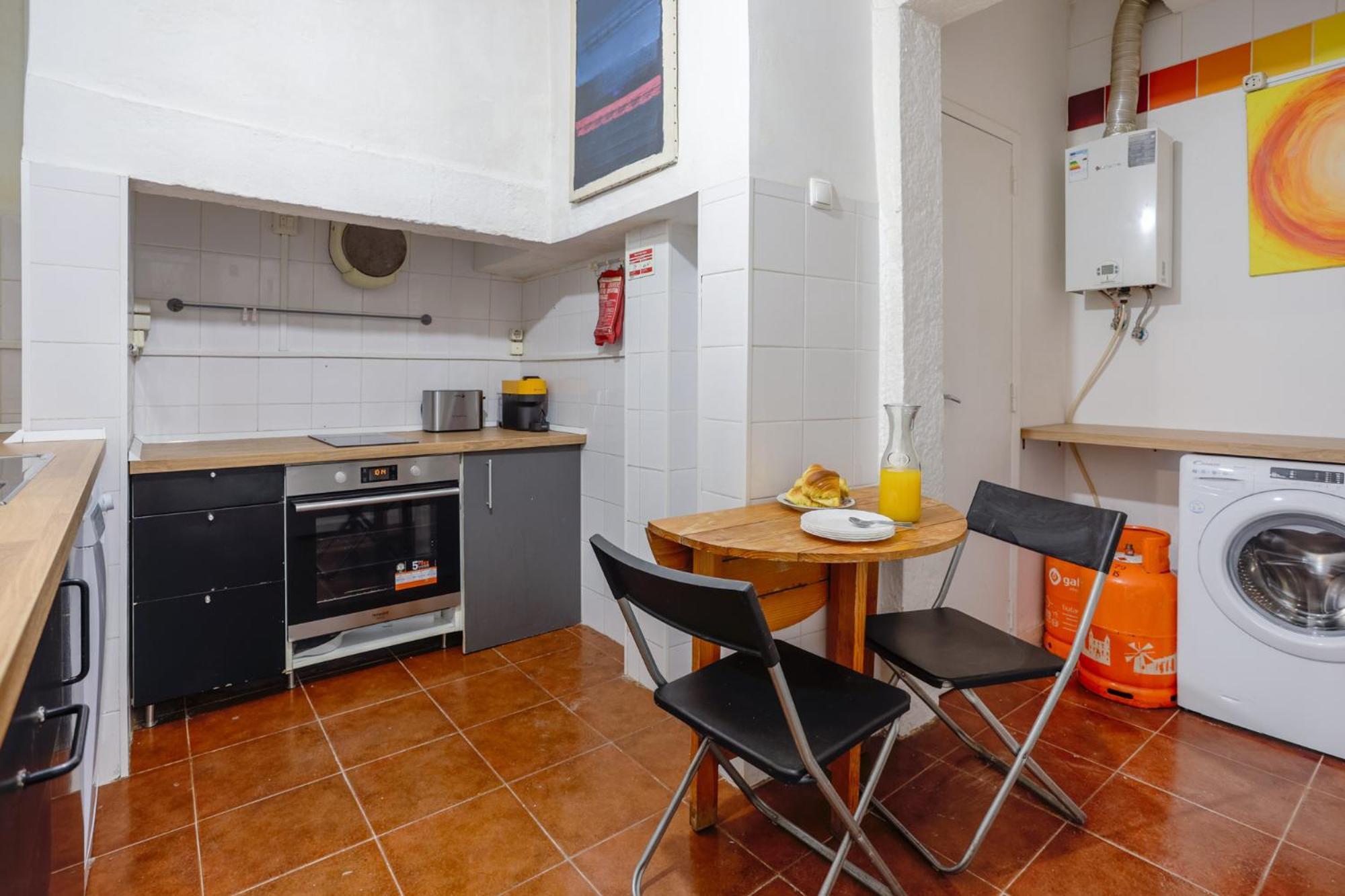 Lovely Apt In Bairro Alto Lisboa Exteriör bild